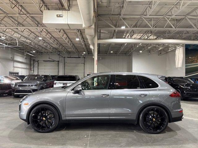2016 Porsche Cayenne Base