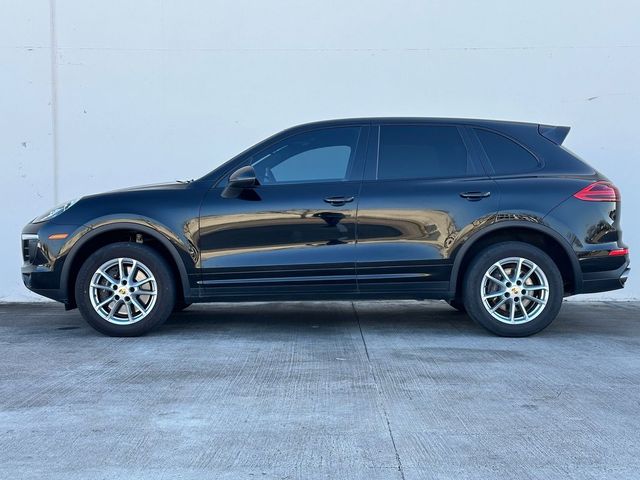 2016 Porsche Cayenne Base