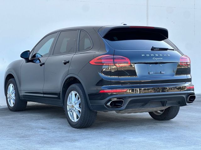 2016 Porsche Cayenne Base