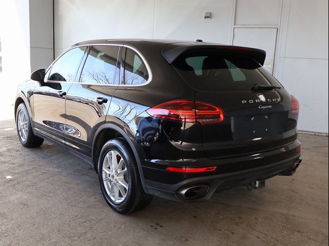 2016 Porsche Cayenne Base