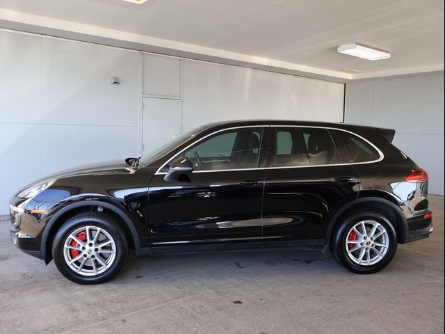 2016 Porsche Cayenne Base