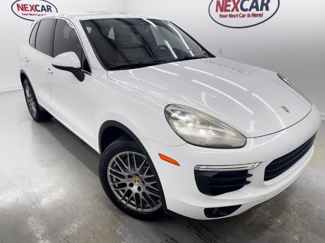2016 Porsche Cayenne Base