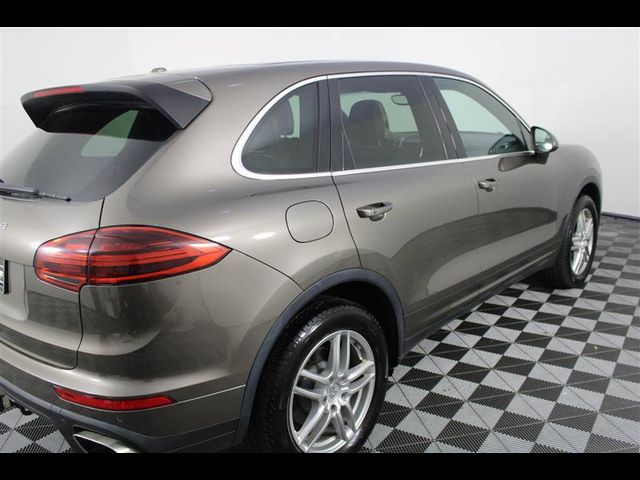 2016 Porsche Cayenne Base