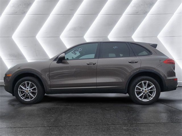 2016 Porsche Cayenne Base