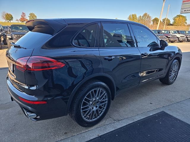 2016 Porsche Cayenne Base