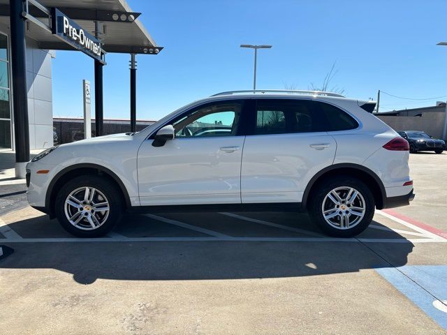 2016 Porsche Cayenne Base