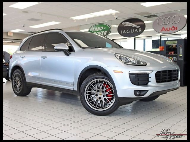 2016 Porsche Cayenne Base