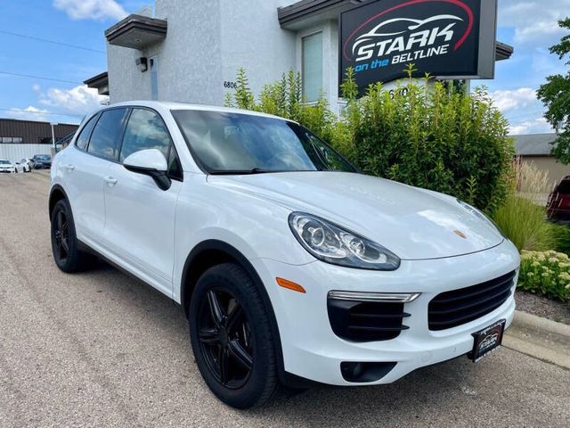 2016 Porsche Cayenne Base