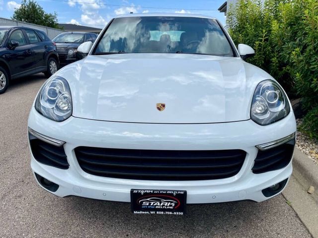 2016 Porsche Cayenne Base