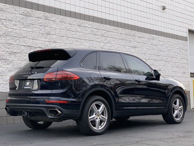 2016 Porsche Cayenne Base