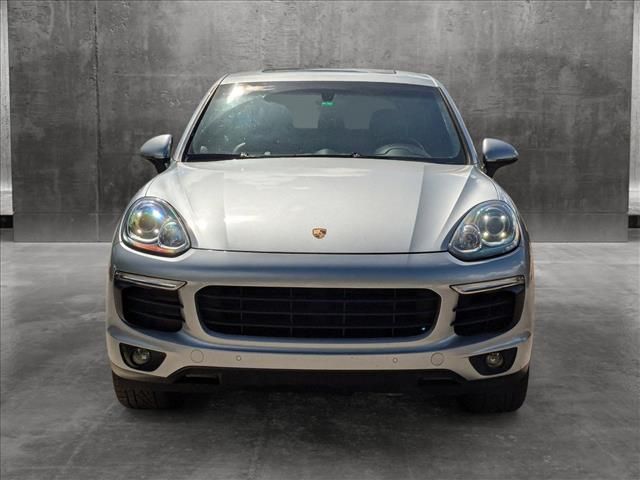 2016 Porsche Cayenne Base