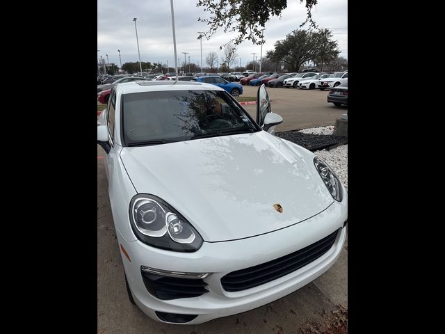 2016 Porsche Cayenne Base