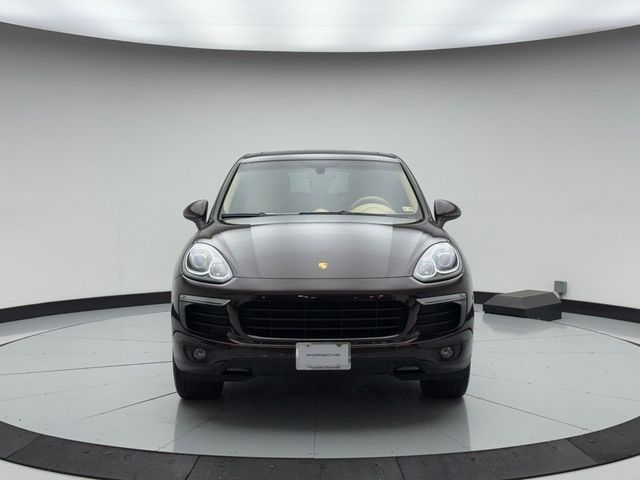 2016 Porsche Cayenne Base