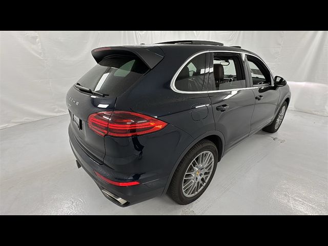 2016 Porsche Cayenne Base