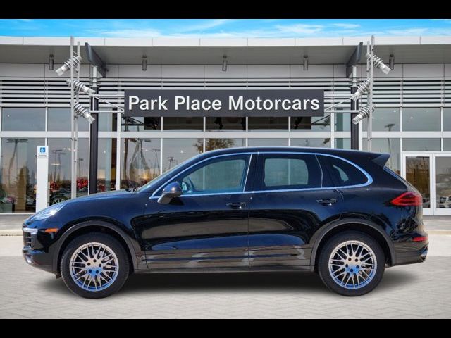 2016 Porsche Cayenne Base