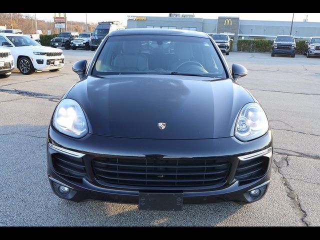 2016 Porsche Cayenne Base