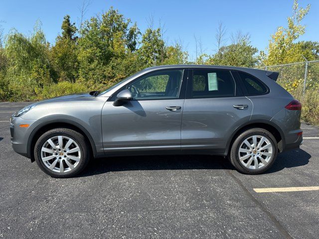 2016 Porsche Cayenne Base