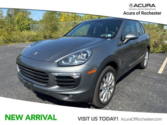 2016 Porsche Cayenne Base