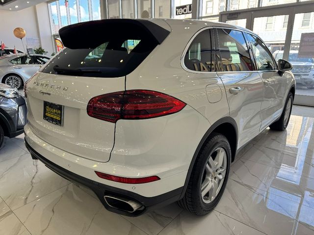 2016 Porsche Cayenne Base