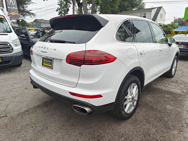 2016 Porsche Cayenne Base