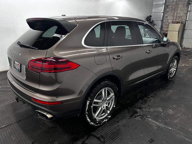 2016 Porsche Cayenne Base