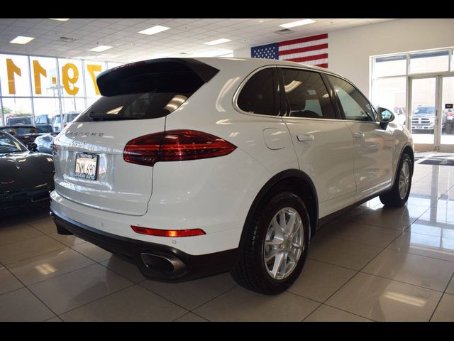 2016 Porsche Cayenne Base