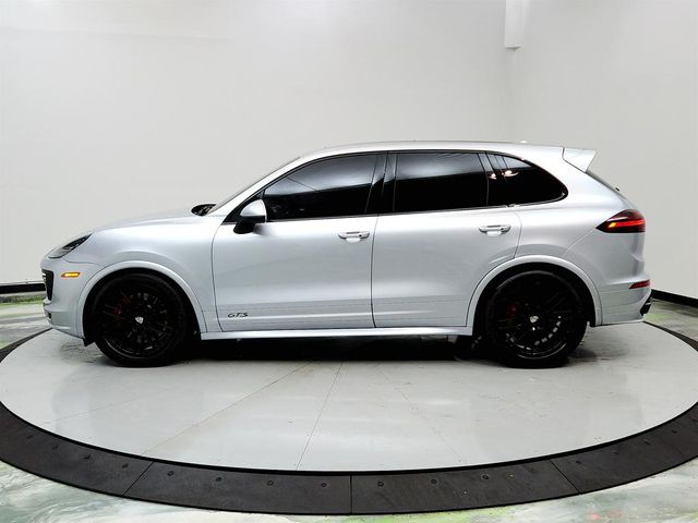 2016 Porsche Cayenne GTS