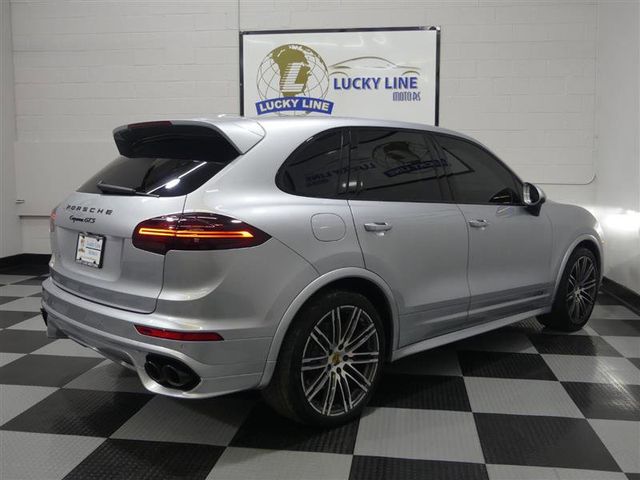 2016 Porsche Cayenne GTS