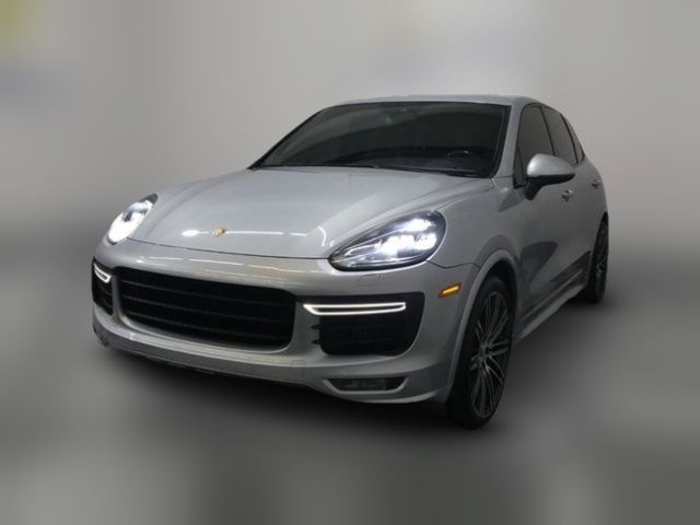 2016 Porsche Cayenne GTS