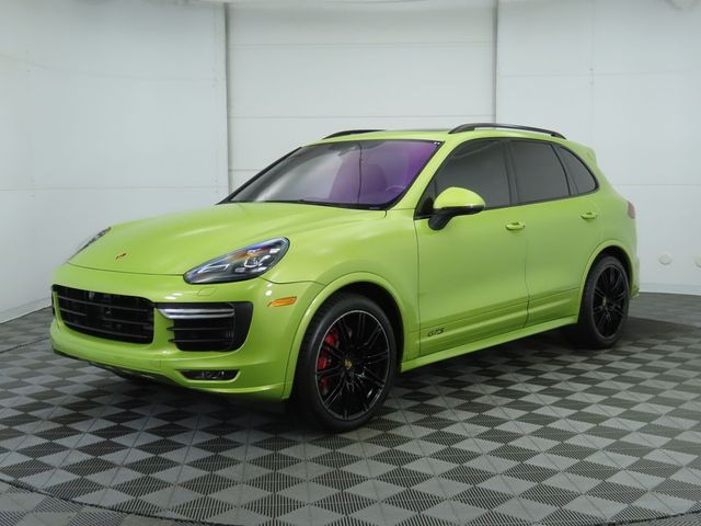 2016 Porsche Cayenne GTS