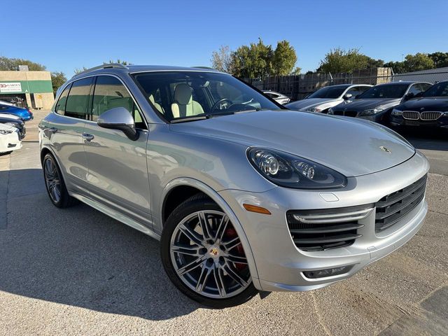 2016 Porsche Cayenne GTS