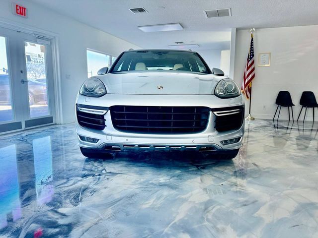 2016 Porsche Cayenne GTS