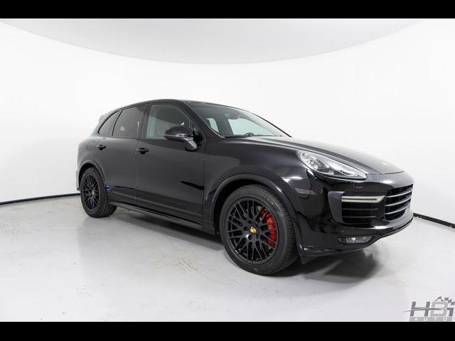 2016 Porsche Cayenne GTS