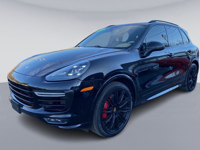 2016 Porsche Cayenne GTS