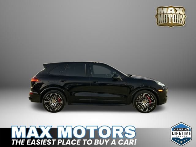 2016 Porsche Cayenne GTS