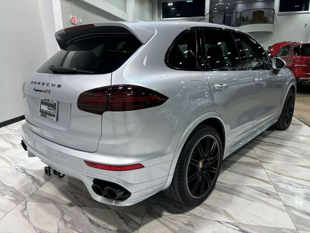 2016 Porsche Cayenne GTS