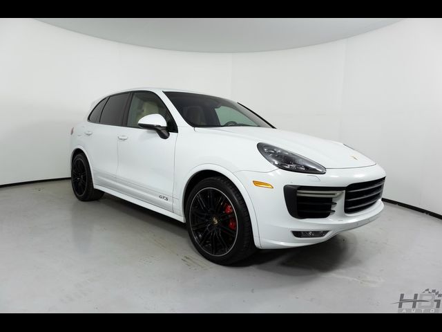 2016 Porsche Cayenne GTS