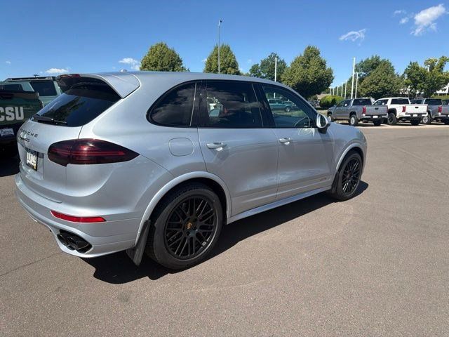 2016 Porsche Cayenne GTS