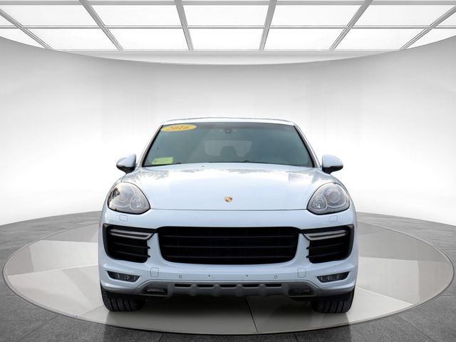 2016 Porsche Cayenne GTS