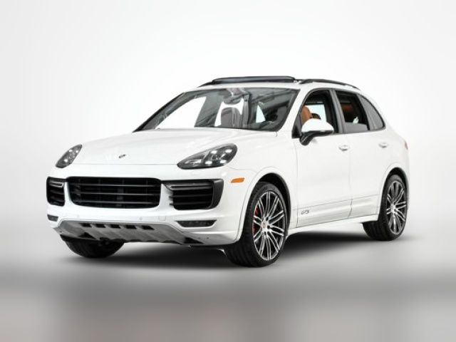 2016 Porsche Cayenne GTS