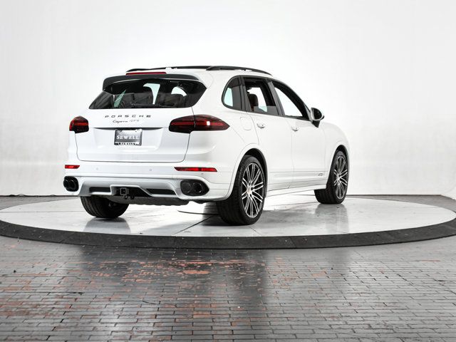 2016 Porsche Cayenne GTS