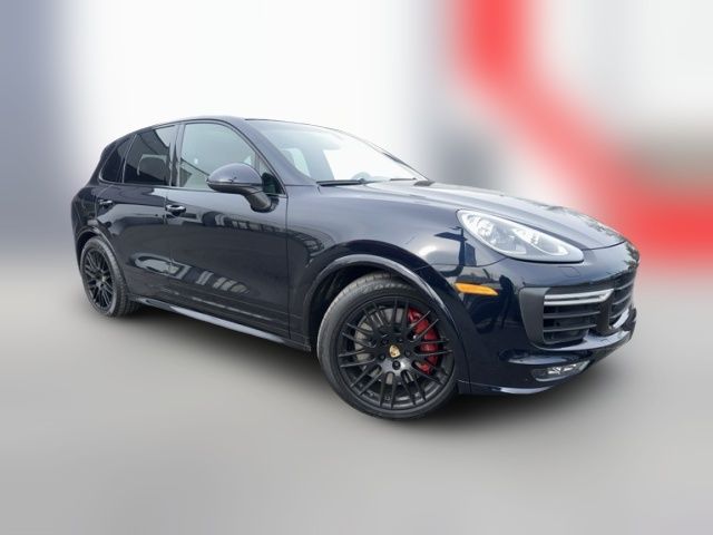 2016 Porsche Cayenne GTS