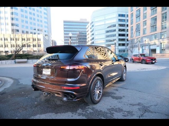 2016 Porsche Cayenne GTS