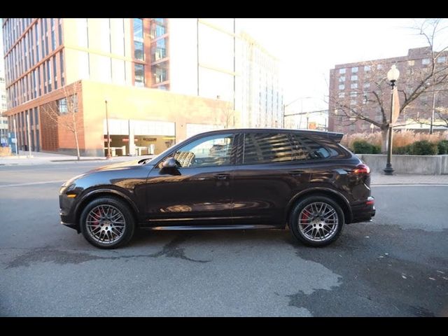 2016 Porsche Cayenne GTS