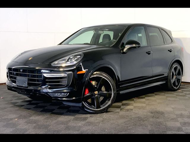 2016 Porsche Cayenne GTS