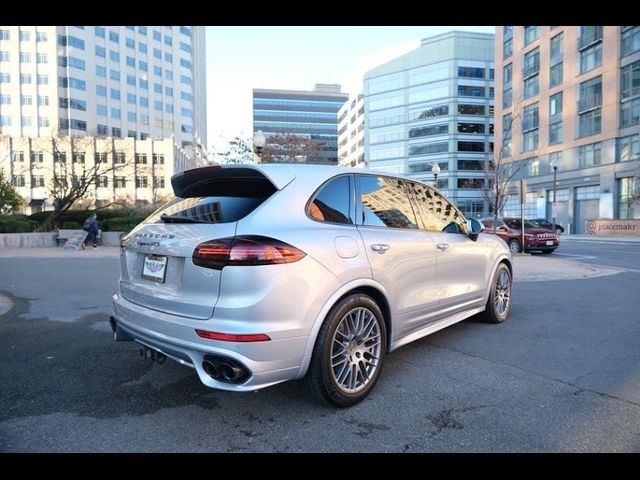 2016 Porsche Cayenne GTS