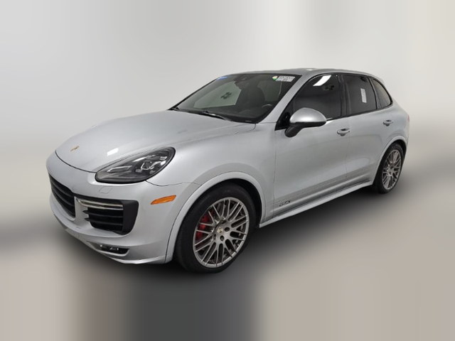 2016 Porsche Cayenne GTS