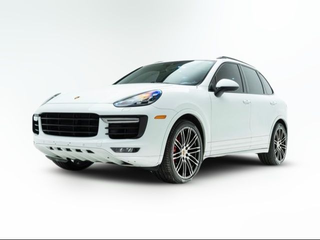 2016 Porsche Cayenne GTS