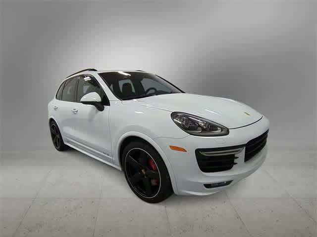 2016 Porsche Cayenne GTS