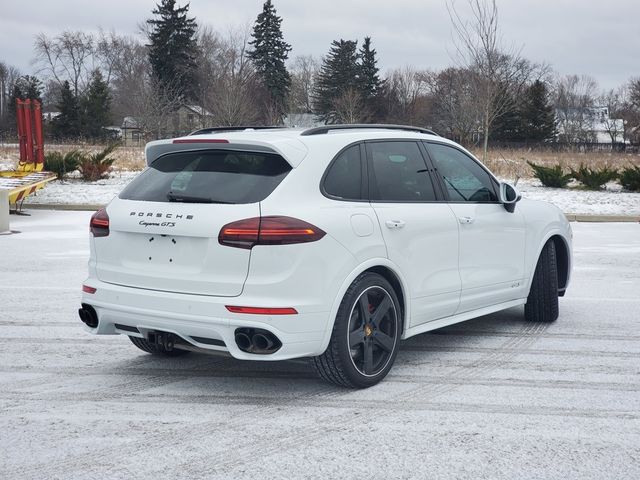 2016 Porsche Cayenne GTS